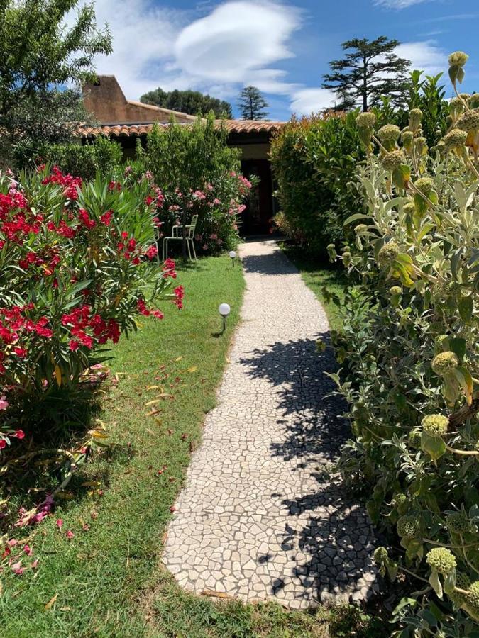 Gite La Loge 142 Route De Carpentras 84210 Venasque Kültér fotó