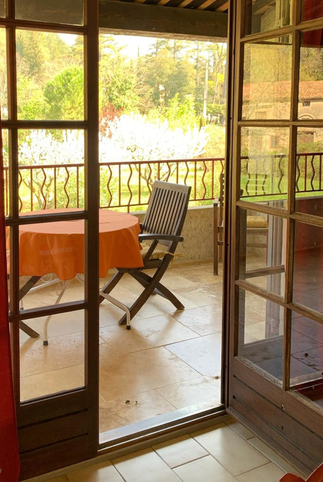 Gite La Loge 142 Route De Carpentras 84210 Venasque Kültér fotó