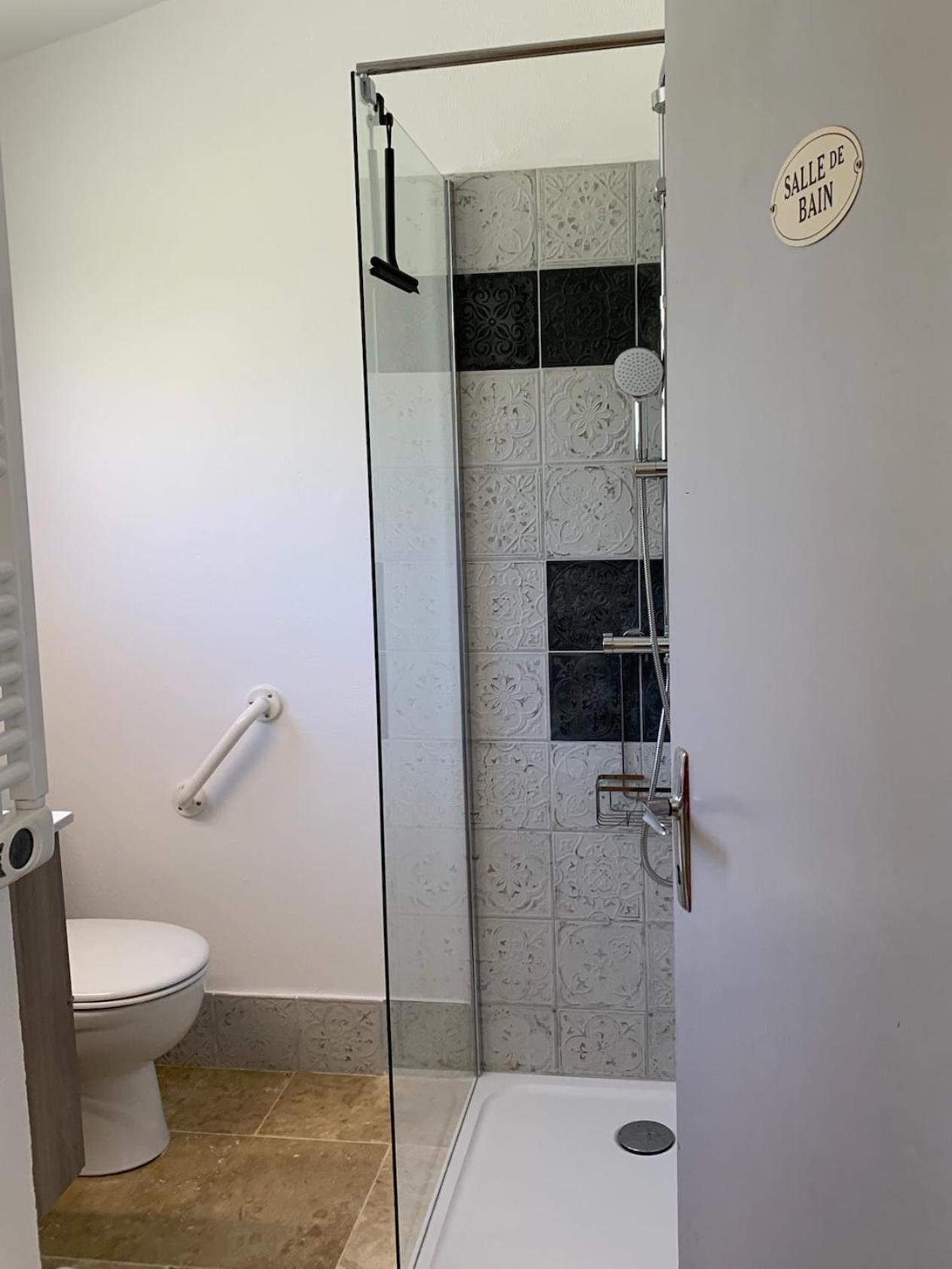 Gite La Loge 142 Route De Carpentras 84210 Venasque Kültér fotó