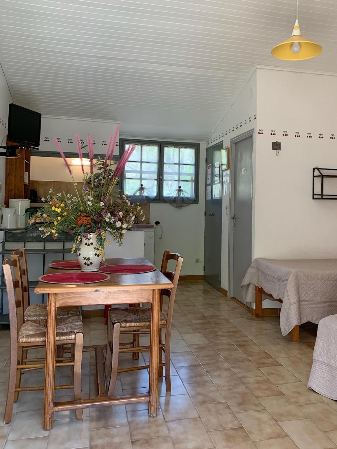 Gite La Loge 142 Route De Carpentras 84210 Venasque Kültér fotó