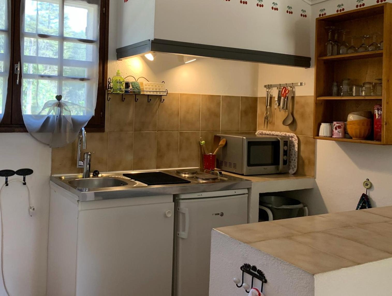 Gite La Loge 142 Route De Carpentras 84210 Venasque Kültér fotó